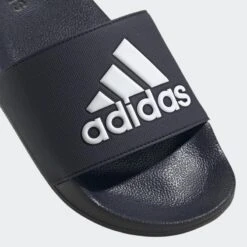 ADIDAS Adilette Shower Badslippers 12 ADIDAS Adilette Shower Badslippers -Regatta Verkoop adilette shower badslippers 12