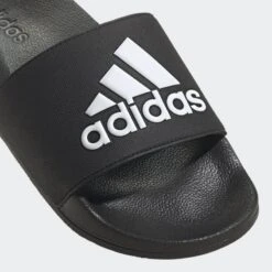 ADIDAS Adilette Shower Badslippers 12 ADIDAS Adilette Shower Badslippers -Regatta Verkoop adilette shower badslippers 5