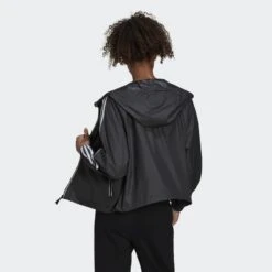 ADIDAS BSC 3-Stripes Windjack 8 ADIDAS BSC 3-Stripes Windjack -Regatta Verkoop bsc 3 stripes windjack 2