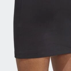 ADIDAS Essentials 3-Stripes T-shirtjurk 9 ADIDAS Essentials 3-Stripes T-shirtjurk -Regatta Verkoop essentials 3 stripes t shirtjurk 4