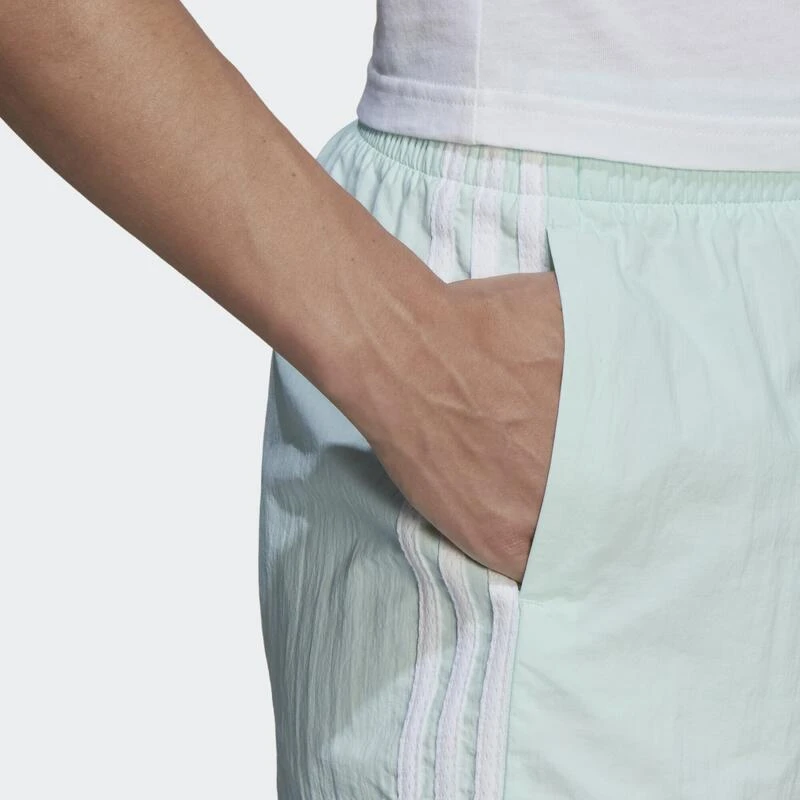 ADIDAS Essentials 3-Stripes Woven Short (Loose Fit) 6 ADIDAS Essentials 3-Stripes Woven Short (Loose Fit) - Afbeelding 6