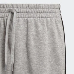 ADIDAS Essentials French Terry 3-Stripes Short 11 ADIDAS Essentials French Terry 3-Stripes Short -Regatta Verkoop essentials french terry 3 stripes short 4