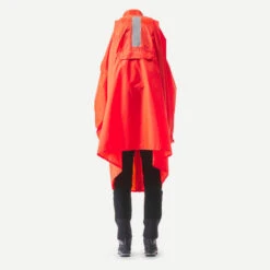 Quechua Regenponcho Voor Trekking MT900 Rood 75 Liter S/M 9 Quechua Regenponcho Voor Trekking MT900 Rood 75 Liter S/M -Regatta Verkoop regenponcho voor trekking mt900 rood 75 liter sm 3