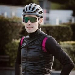 Superlicht Team Factory Regenjack En Vest Voor Fietsen En Hardlopen 7 Superlicht Team Factory Regenjack En Vest Voor Fietsen En Hardlopen -Regatta Verkoop superlicht team factory regenjack en vest voor fietsen en hardlopen 3