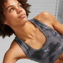 Vrouwenbeha Puma 4keeps Mid Impact Aop -Regatta Verkoop vrouwenbeha puma 4keeps mid impact aop 4